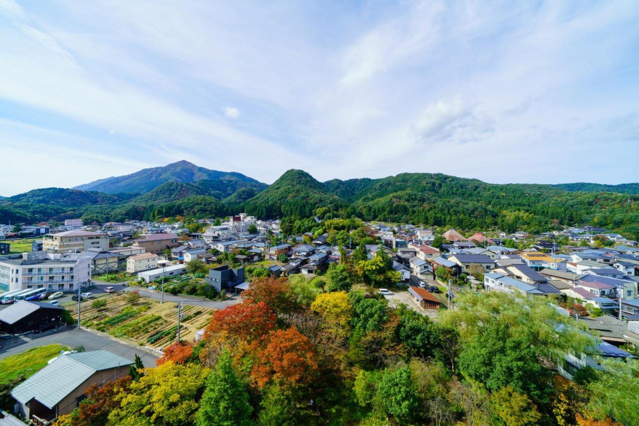 Hotel Hoho "A Hotel Overlooking The Echigo Plain And The Yahiko Mountain Range" Formerly Hotel Oohashi Yakata-No-Yu Ниигата Екстериор снимка